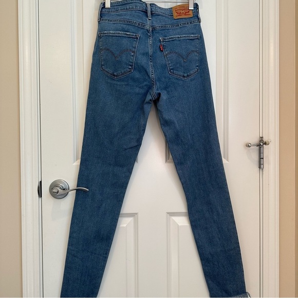 Levi’s 721 High-rise Skinny Jeans Size: US4/6 Waist 28 Spring/Summer - Picture 7 of 9